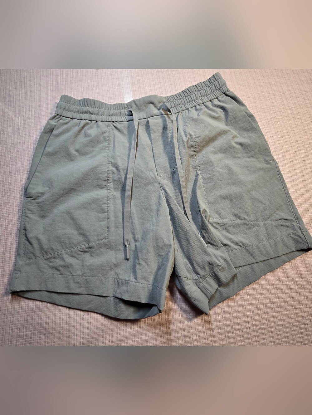 lululemon athletica Men's Sage Green Athletic Drawstring Shorts